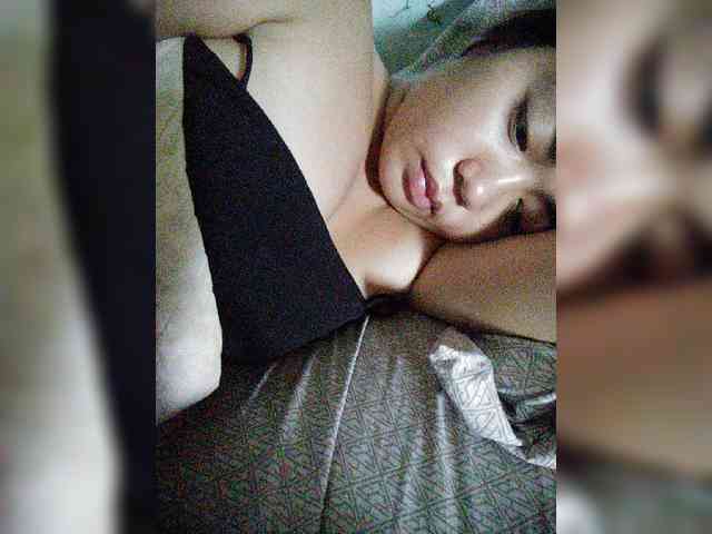hornylittleprincess69 webcam