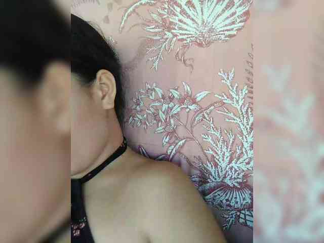 hornylittleprincess69