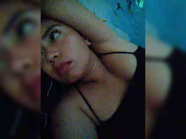 hornylittleprincess69