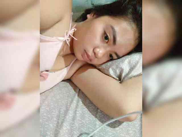 hornylittleprincess69 webcam