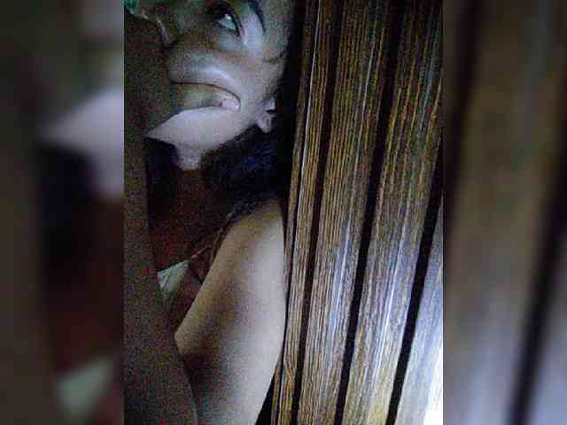 hornylittleprincess69 webcam
