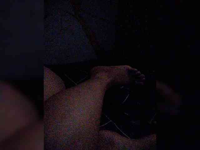 hornylittleprincess69
