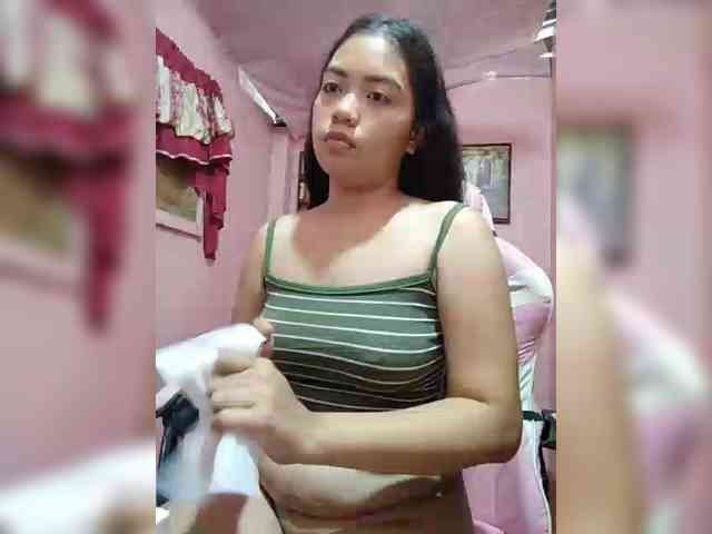 hornylittleprincess69 webcam