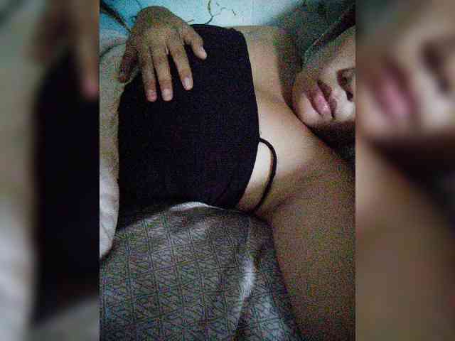 hornylittleprincess69 webcam