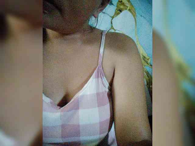 hornylittleprincess69 webcam