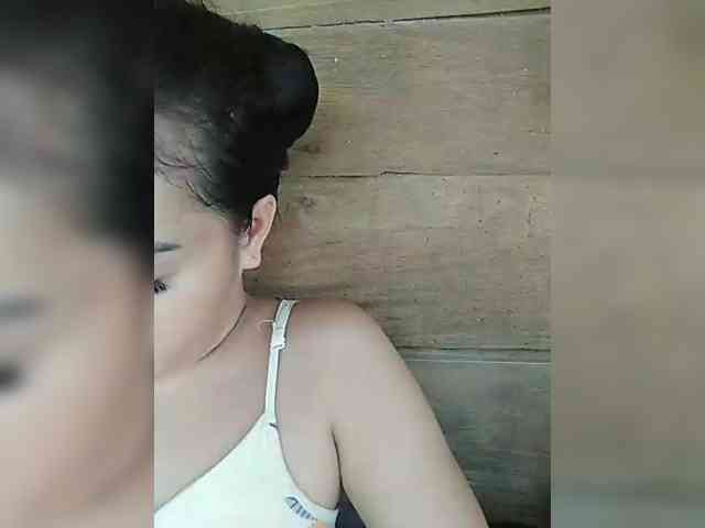 hornylittleprincess69