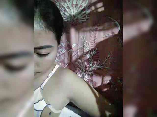 hornylittleprincess69
