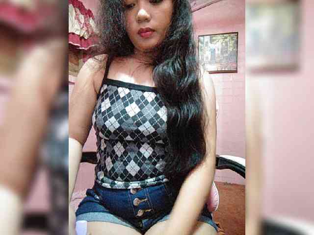 hornylittleprincess69 webcam