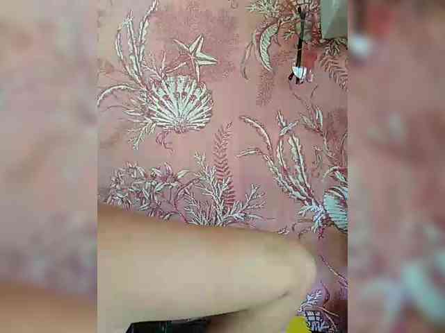 hornylittleprincess69 webcam