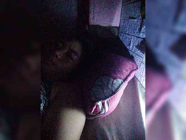 hornylittleprincess69 webcam