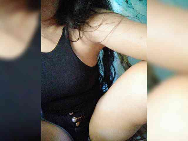 hornylittleprincess69 webcam