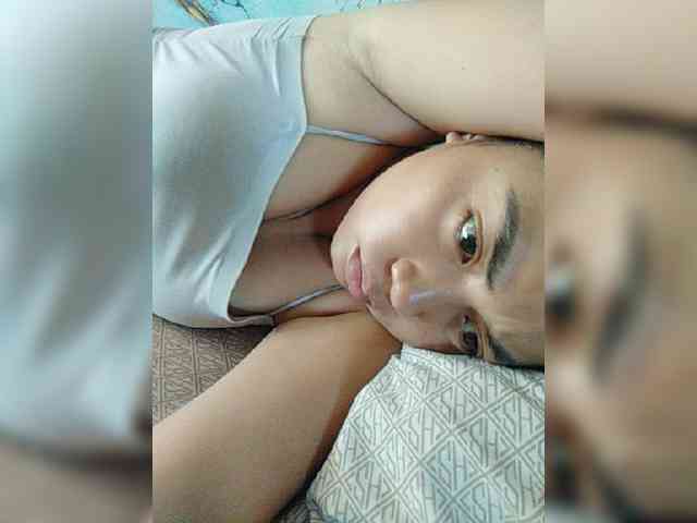 hornylittleprincess69 webcam