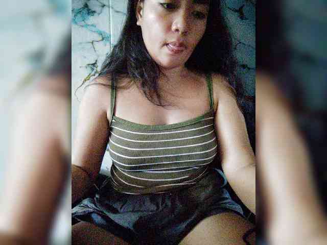 hornylittleprincess69 webcam