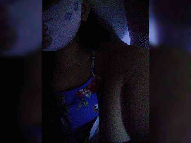 hornylittleprincess69
