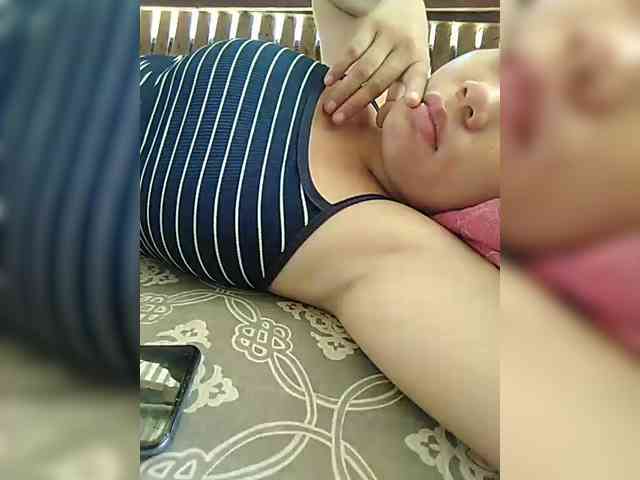 hornylittleprincess69 webcam