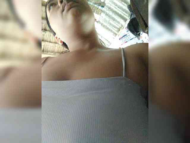 hornylittleprincess69 webcam