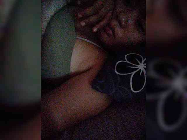 hornylittleprincess69