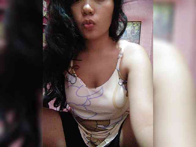 hornylittleprincess69