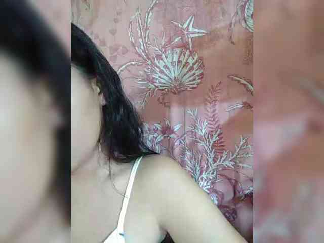 hornylittleprincess69