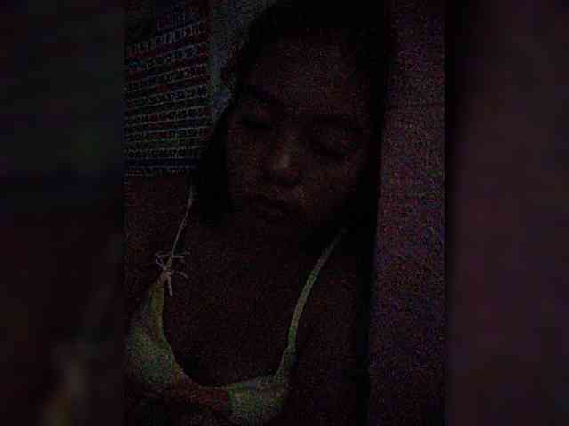 hornylittleprincess69