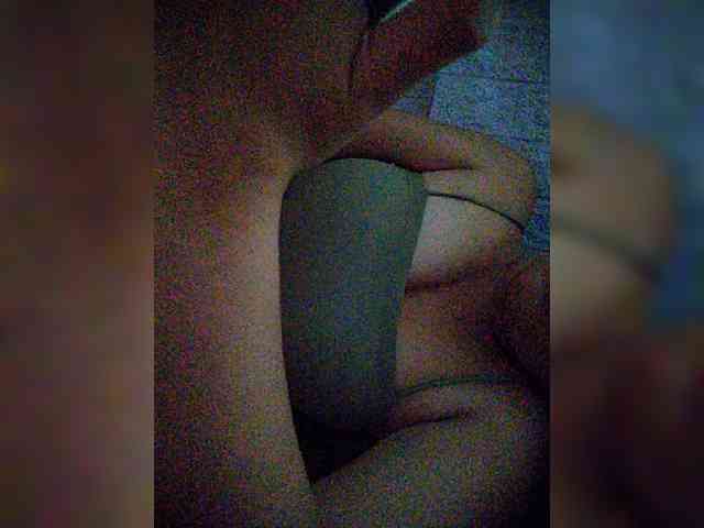 hornylittleprincess69