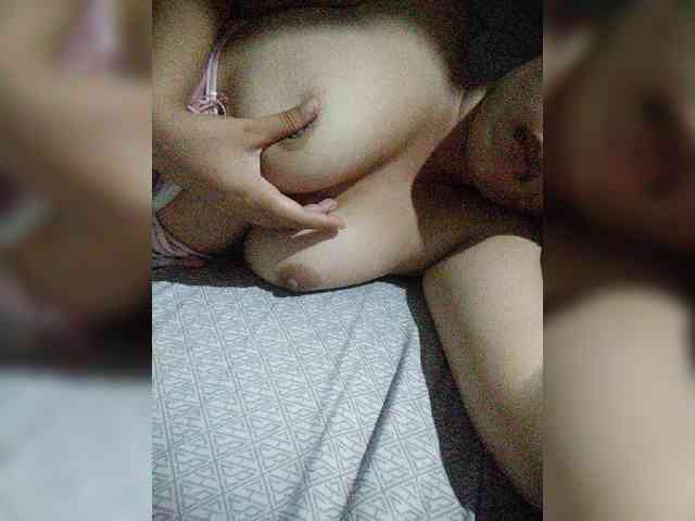 hornylittleprincess69 webcam