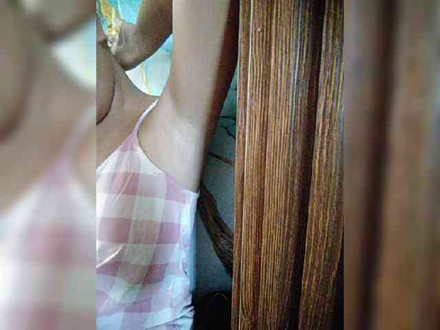 hornylittleprincess69 webcam