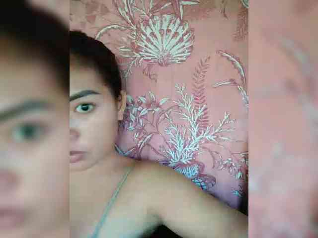 hornylittleprincess69 webcam