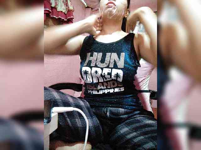 hornylittleprincess69 webcam