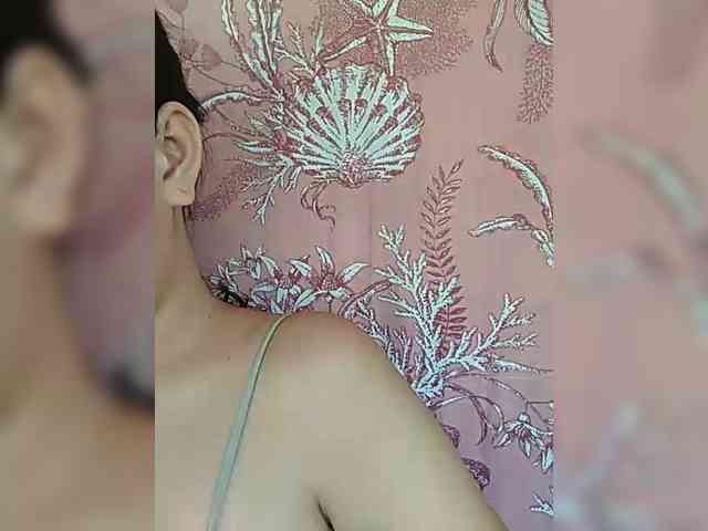 hornylittleprincess69 webcam
