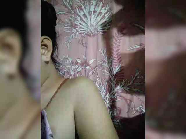 hornylittleprincess69 webcam