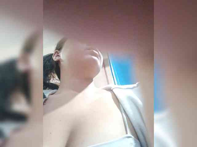 hornylittleprincess69 webcam