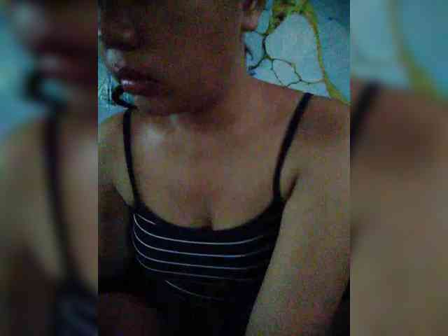 hornylittleprincess69 webcam