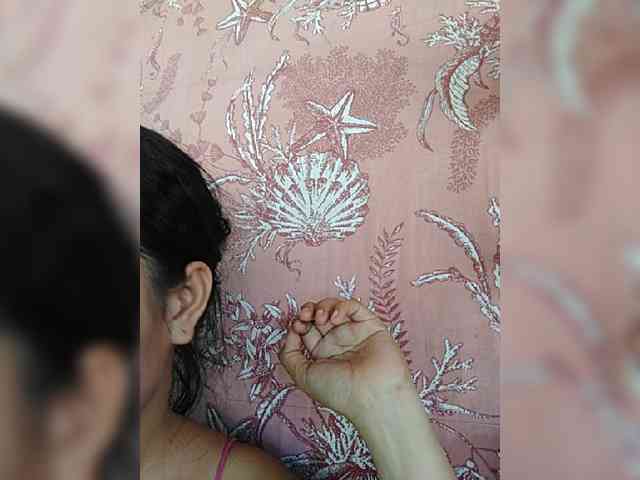 hornylittleprincess69 webcam