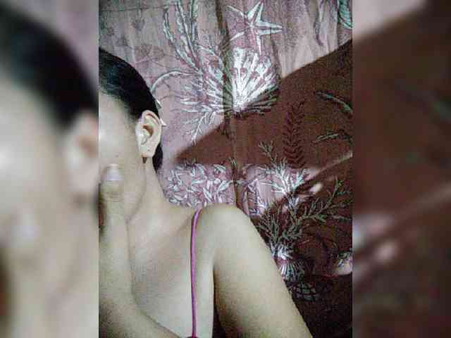 hornylittleprincess69 webcam
