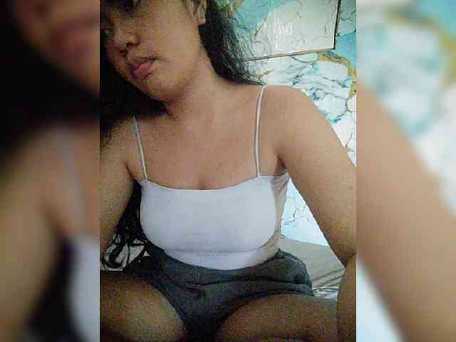hornylittleprincess69 webcam