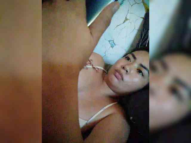 hornylittleprincess69 webcam