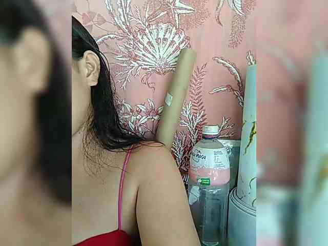 hornylittleprincess69