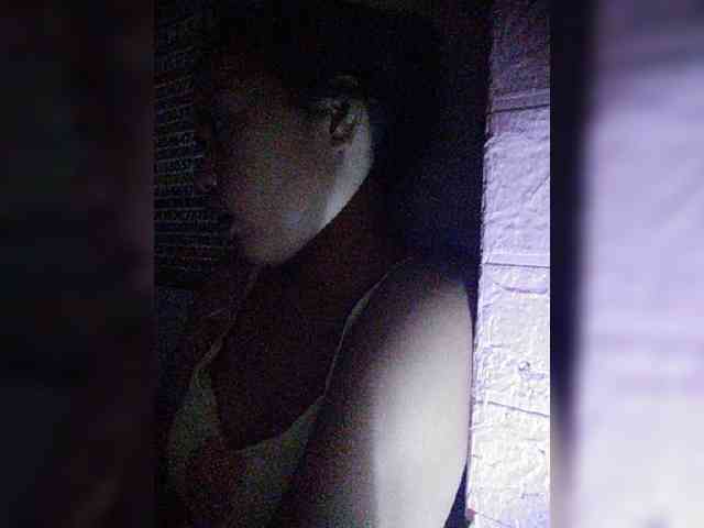 hornylittleprincess69