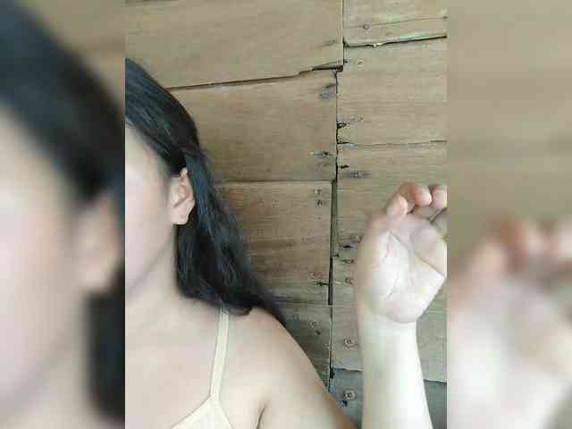 hornylittleprincess69 webcam