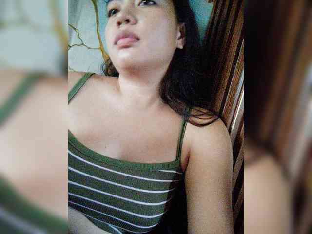 hornylittleprincess69 webcam