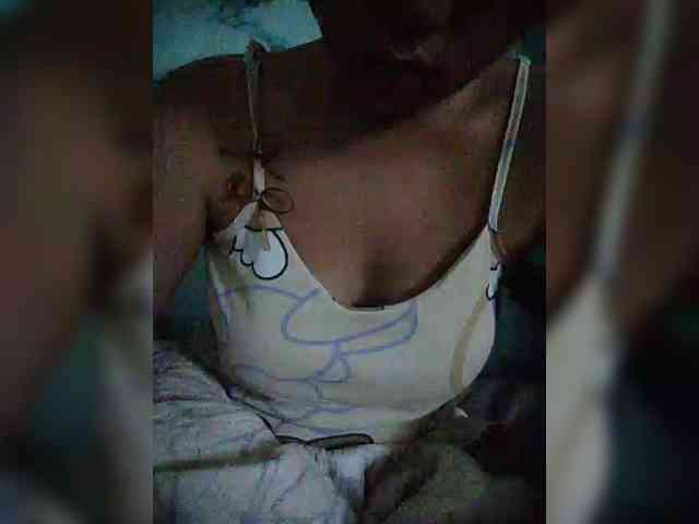hornylittleprincess69 webcam