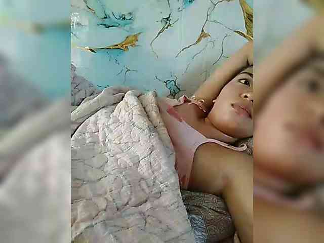 hornylittleprincess69