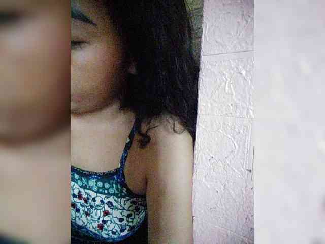 hornylittleprincess69 webcam