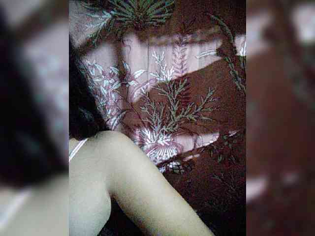 hornylittleprincess69 webcam