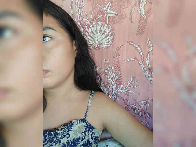 hornylittleprincess69 webcam