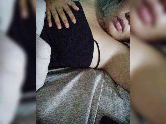 hornylittleprincess69 webcam