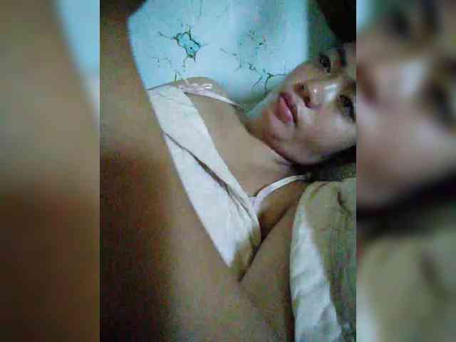 hornylittleprincess69 webcam
