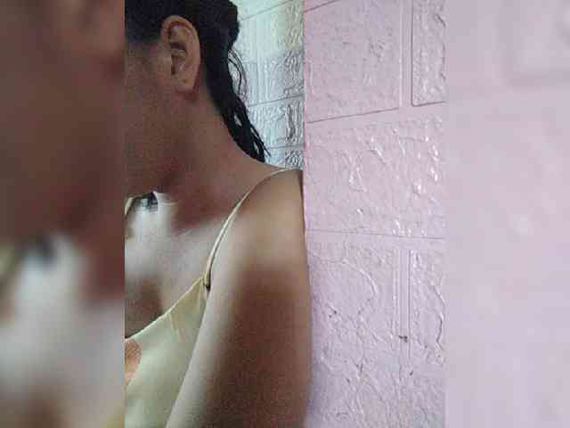 hornylittleprincess69