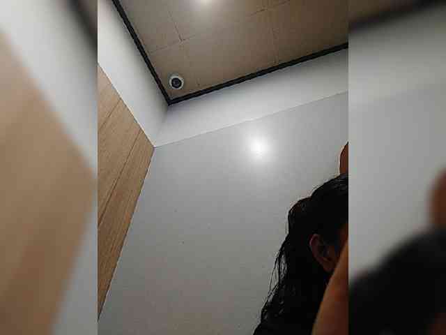 hornylittleprincess69 webcam